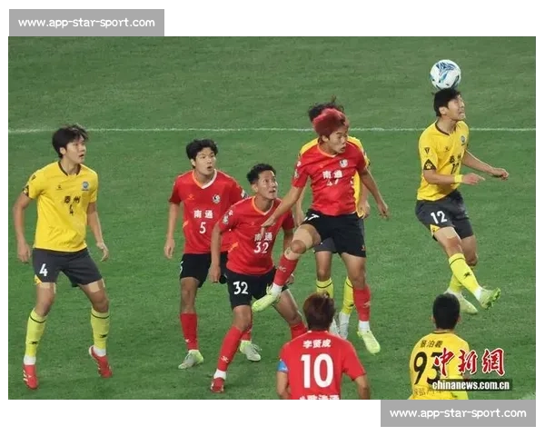 昆山台胞助威团燃爆苏超 万人赛场见证两岸情谊升温