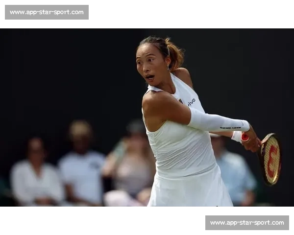 温网直击：郑钦文激战三盘憾负西尼亚科娃 高清大图速递